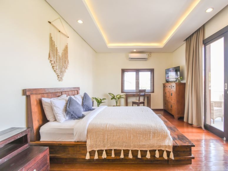 <p><strong>Swan Haven 2 Nights</strong></p><p><strong>4 Bedroom&nbsp;</strong></p>